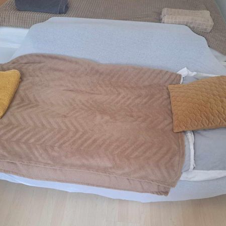 Trendy 2 Room Flat, Next To Corvin Mall Free Huge Garage! Ac,Dishwasher,Washmachine, Smart Tv Будапеща Стая снимка