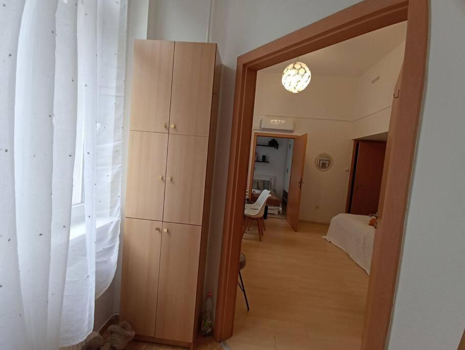 Trendy 2 Room Flat, Next To Corvin Mall Free Huge Garage! Ac,Dishwasher,Washmachine, Smart Tv Будапеща Екстериор снимка